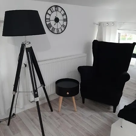 La Mer-balia Z Jacuzzi, Sauna ,klimatyzacja ,rowery Δωμάτια σε οικογενειακή κατοικία *