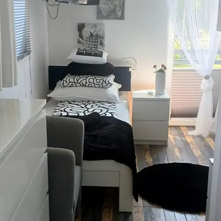 Δωμάτια σε οικογενειακή κατοικία La Mer-balia Z Jacuzzi, Sauna ,klimatyzacja ,rowery Ούστκα