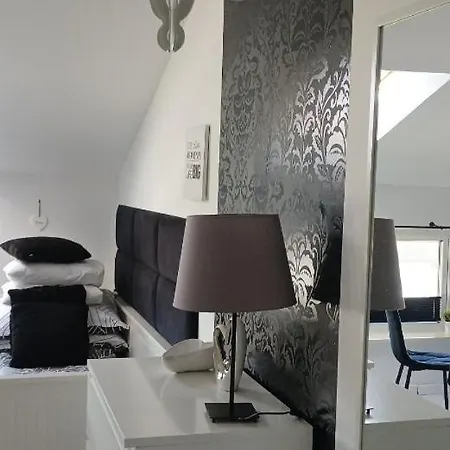 La Mer-balia Z Jacuzzi, Sauna ,klimatyzacja ,rowery Ούστκα