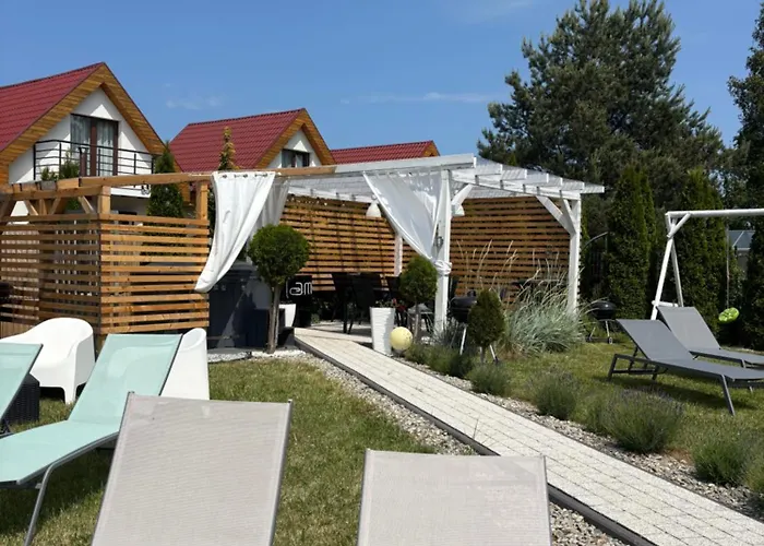 منزل للإقامة La Mer-balia Z Jacuzzi, Sauna ,klimatyzacja ,rowery أوستكا