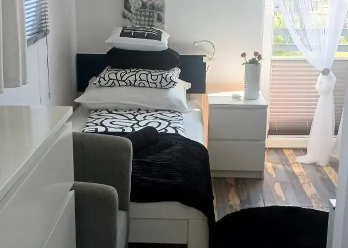 منزل للإقامة La Mer-balia Z Jacuzzi, Sauna ,klimatyzacja ,rowery أوستكا