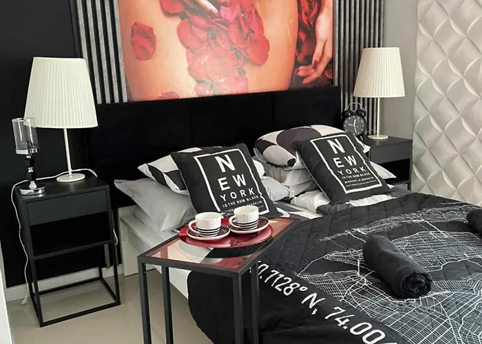 منزل للإقامة La Mer-balia Z Jacuzzi, Sauna ,klimatyzacja ,rowery أوستكا